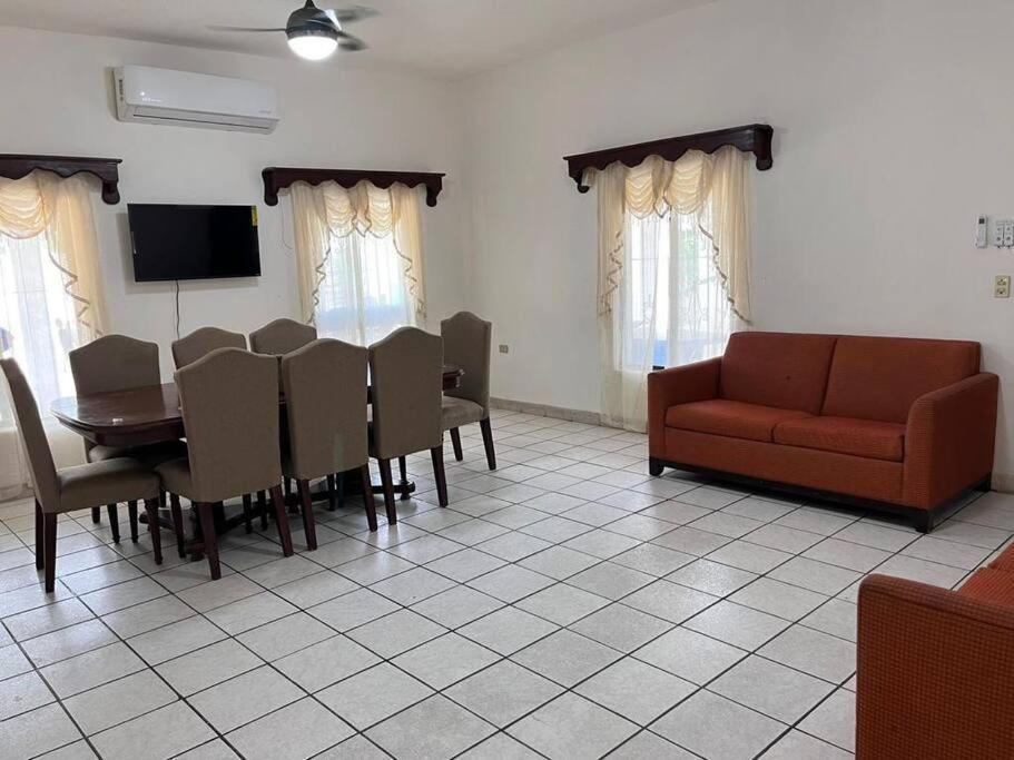 Flores Condominios Casa Narciso Álamos Εξωτερικό φωτογραφία